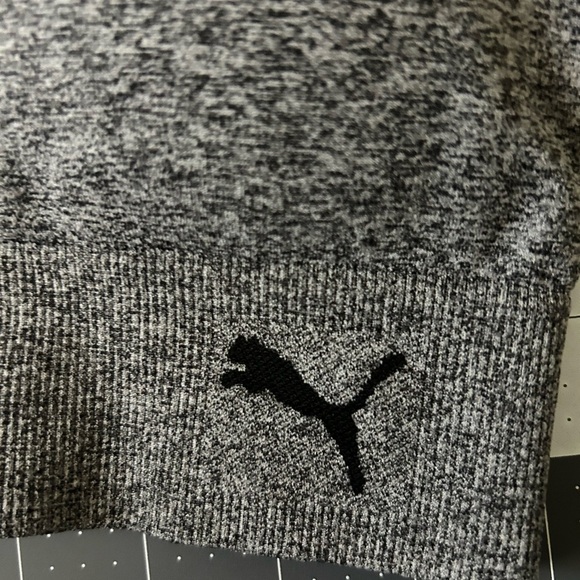 Puma Gray Sports Bra with Wide Straps and Stretch Fabric - Picture 3 of 5